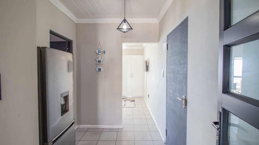 5 Bedroom Property for Sale in Sandy Point Beach Estate Western Cape